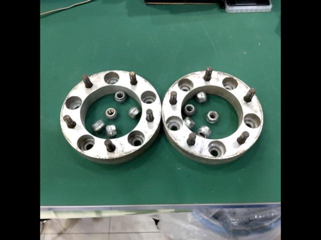 Unknown manufacturer 139.7-5/M12×P1.25/30mm thick wide tread spacer