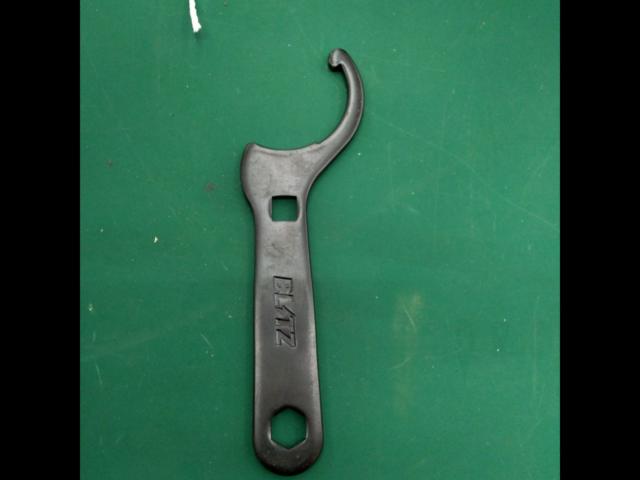 Medium
[BLITZ]
Garage adjustment wrench