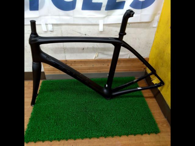 TREK DOMANE SLR PROJECT ONE 700C カーボンロードバイクフレーム ブラック