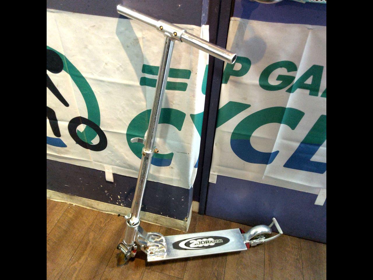 JD RAZOR キックスケーター シルバー | その他完成車を通販で購入する 