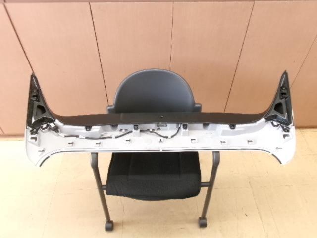 HONDA
Vezeru original rear spoiler