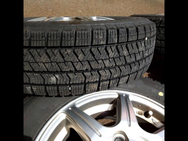 BRIDGESTONE
Zart
R7
+
BRIDGESTONE
BLIZZAK
VRX2