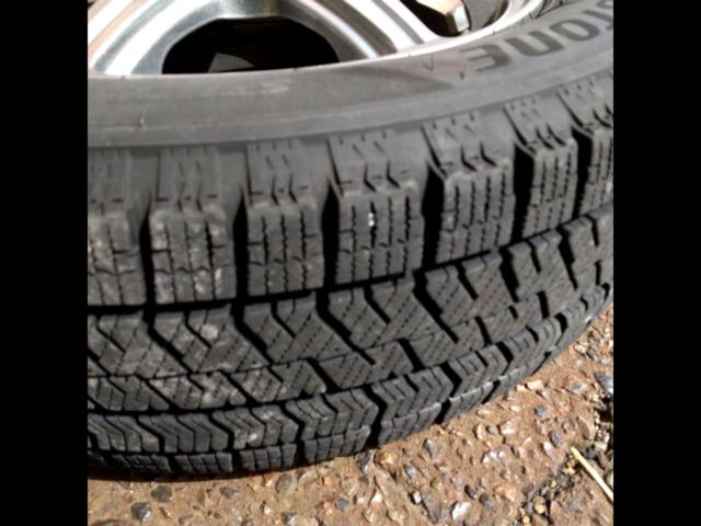 BRIDGESTONE
Zart
R7
+
BRIDGESTONE
BLIZZAK
VRX2