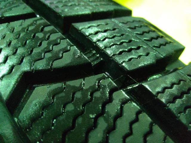 INTER
MILANO (Inter Milan)
V
EMOTION
+
DUNLOP (Dunlop)
WINTERMAXX
WM02