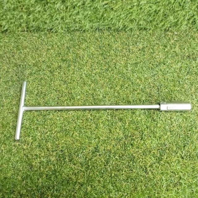 Emonkogyo Co., Ltd.
Plug wrench