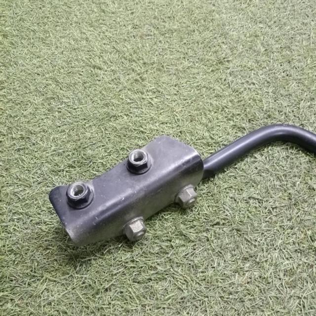 Toyota genuine
Rear stabilizer