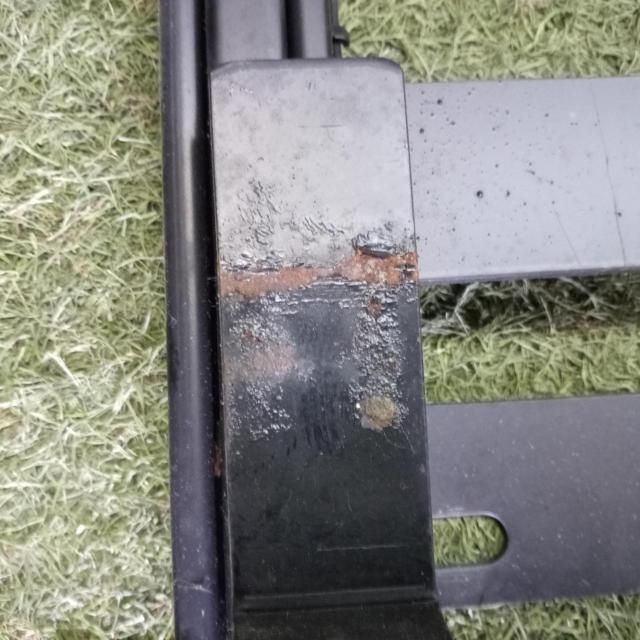 Driver's side BRIDE
Seat rail
FC3S / RX-7