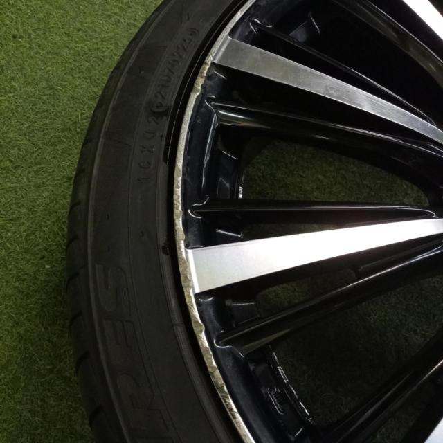 PERFORMANCE
WHEELS
10 triple spoke aluminum wheels
+
TOYO (Toyo)
PROXES
FD1
Manufactured in 2024 x 1
Manufactured in 2025 x 3