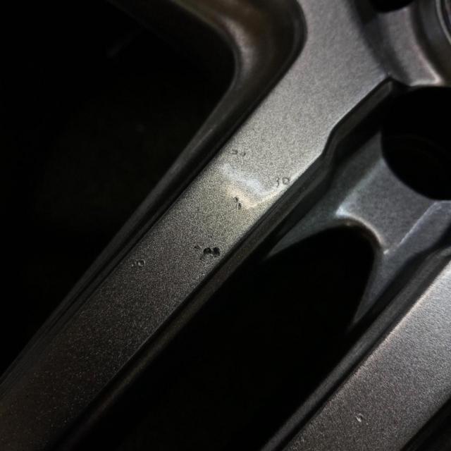 HOT
STUFF (Hot Stuff)
WAREN (Waren)
WR5
(4HOLE)
+
YOKOHAMA (Yokohama)
BluEarth
ES32
Manufactured in 2022