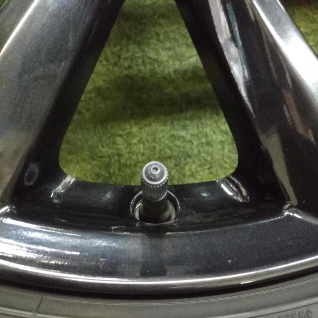 Free fitting !!
Mazda genuine
MAZDA3/Black Tone Edition
Genuine 5-spoke twin aluminum wheels
+
TOYO
PROXES
R51A
215 / 45R18
Manufactured in 2022