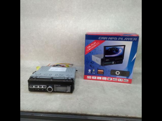 No-brand mirror link player
Built-in amplifier