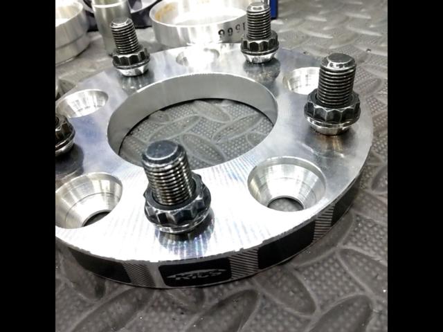 Kics
Wide tread spacer
15 mm
M12 × P1.25
114.3-5H
66Φ