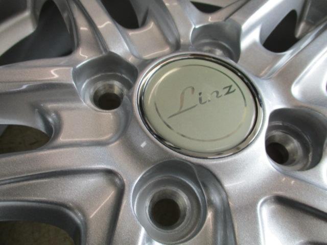 BRIDGESTONE
Linz
SR5
+
GOODYEAR
ICENAVI
7