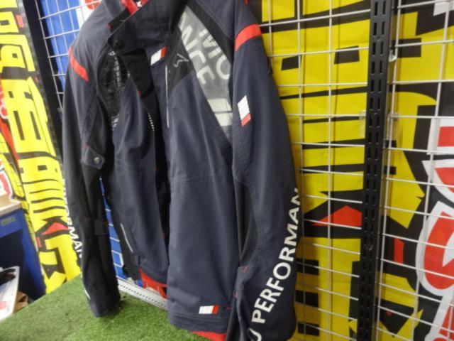 KUSHITANIK-2804
Acute jacket
Size: XL