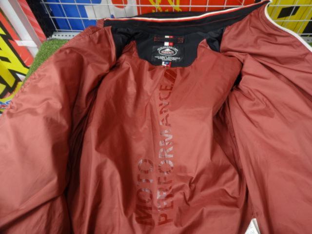 KUSHITANIK-2671
Winter Tech Jacket
Size: XL