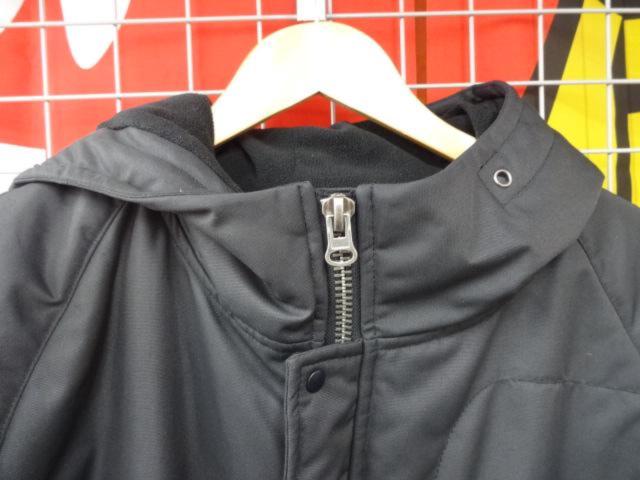 BMC x Coleman BM-MJC2403WG
Nylon tent jacket
Size L