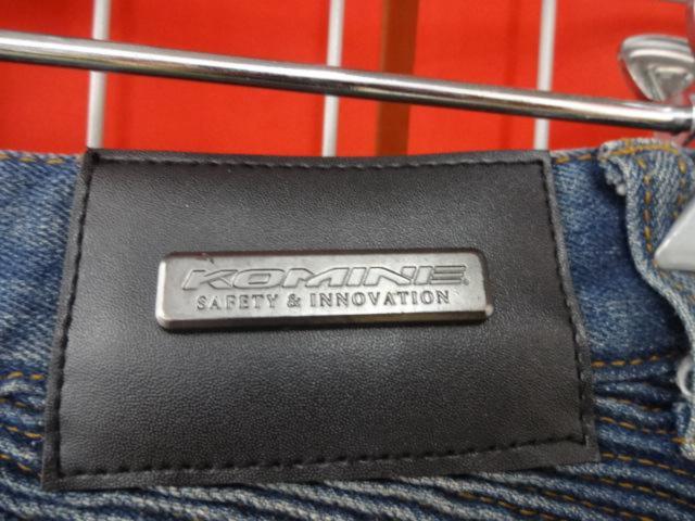 KOMINE07-718/PK-718
Super fit
KV
Denim jeans
Size S (28)