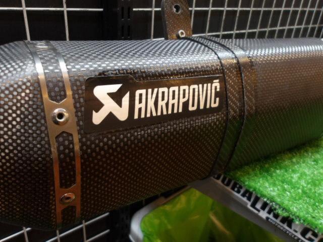 AKRAPOVIC Full Exhaust System
CBR250R
JBK-MC31
2011-2016