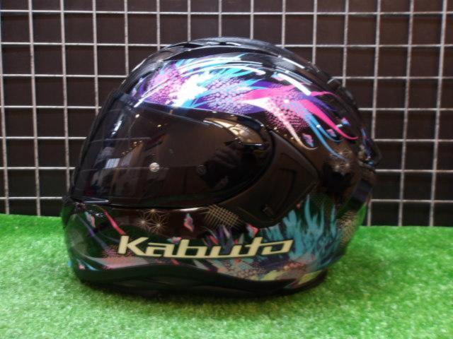 OGKKAMUI-3
LEIA
Kamui-3
Leia
Full-face helmet
Size: M (57cm ~ 58cm)
Year of manufacture: 2022