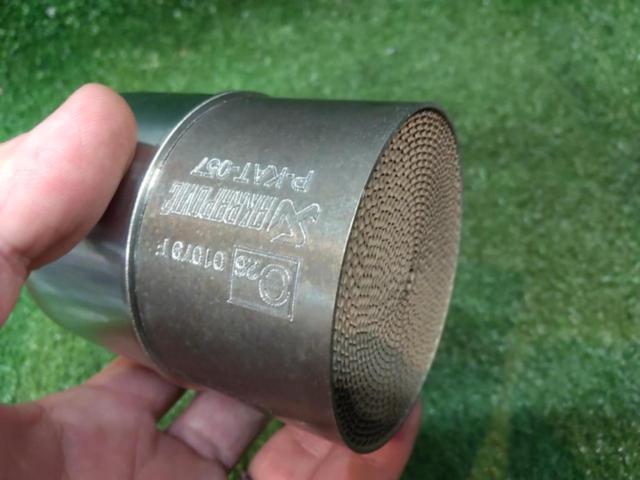 AKRAPOVIC
(Akrapović)
Options
Catalytic converter
MT-09
14-20/TRACER
15-20/XSR900
16-20