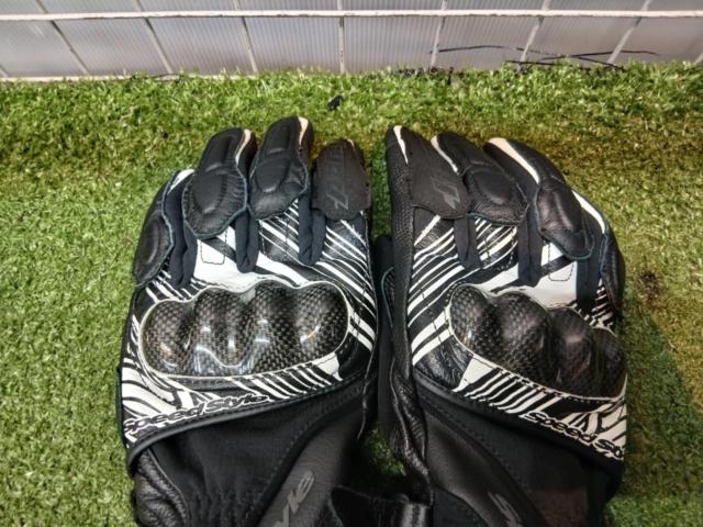 HYODSpeed
style
Carbon fiber
Size: M