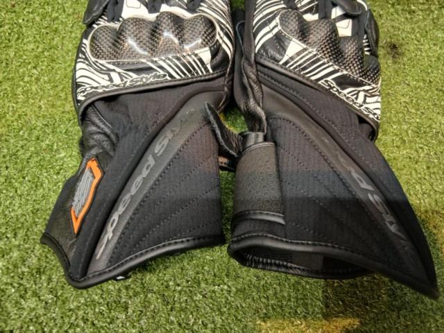 HYODSpeed
style
Carbon fiber
Size: M