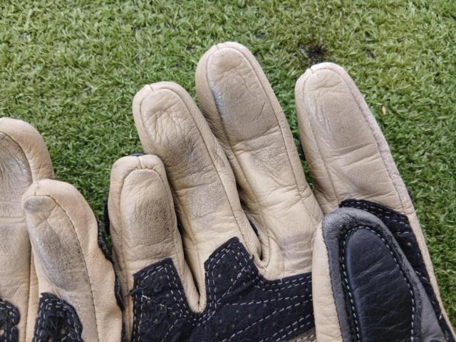 HYOD Racing Gloves
D30