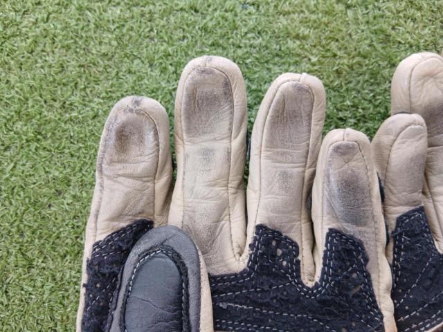 HYOD Racing Gloves
D30