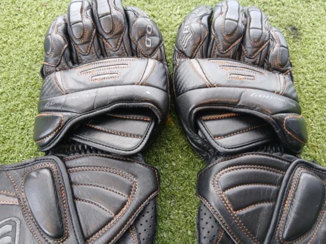 HYOD
RACING009
Size: L