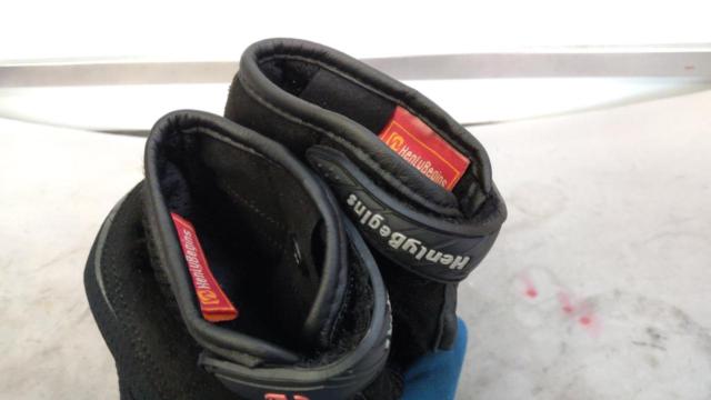 HenlyBegins
M size
carbon
Mesh glove
black