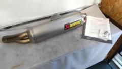 AKRAPOVICBMW
R1200R
06-07
Slip-on silencer
S-B12SO5-HLT