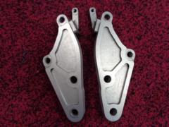 Unknown Manufacturer
CBR929RR
For OHLINS front forks
Brembo 60mm pitch caliper support