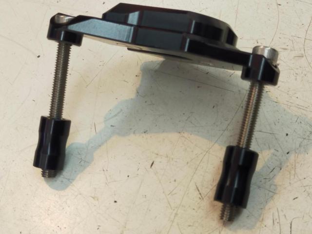 Unknown Manufacturer
Radiator hose guard
FORZA MF13