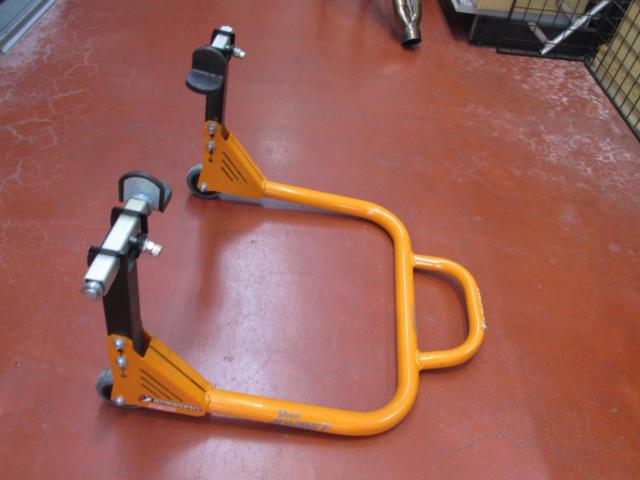 DAYTONA (Daytona)
Adjustable racing stand (L-shaped bracket)
270-375mm