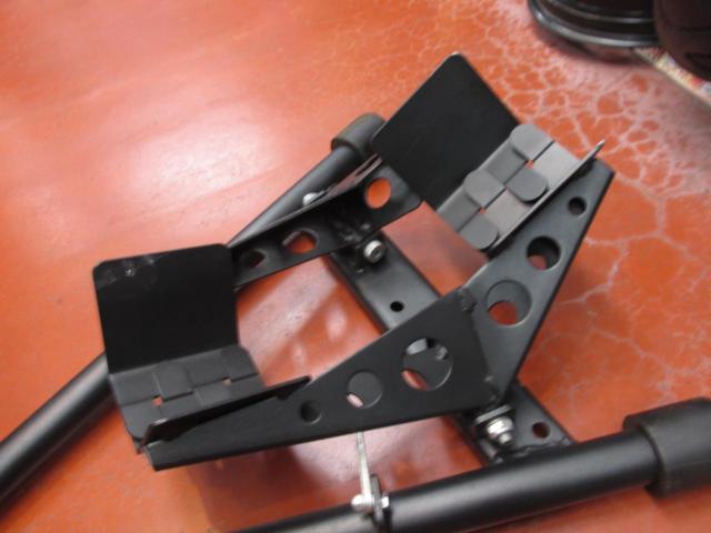 ASTORO-PRODUCTS
Wheel clamp
16-18 inches (width 110-130 mm)