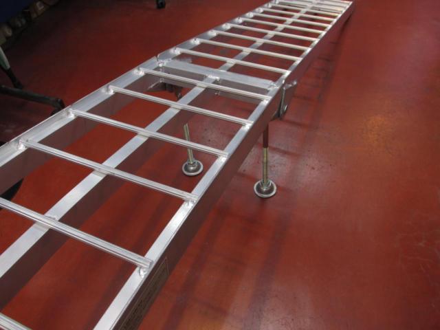 Unknown Manufacturer
Foldable aluminum ladder
220cm