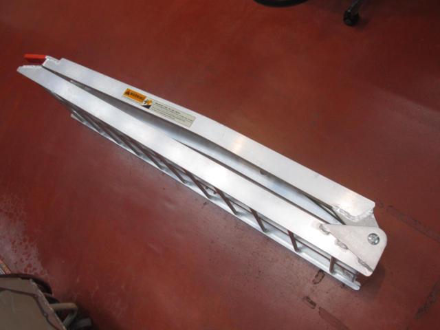 Unknown Manufacturer
Foldable aluminum ladder
220cm