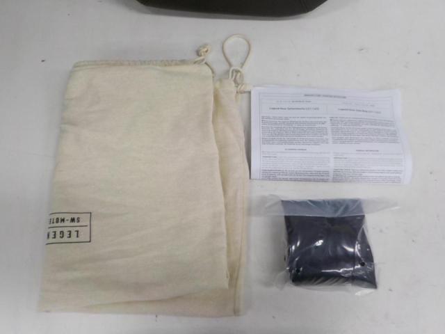 SW-MOTECH
Legend
Gear side bag
LC2
Left side only
Capacity: 13.5 L