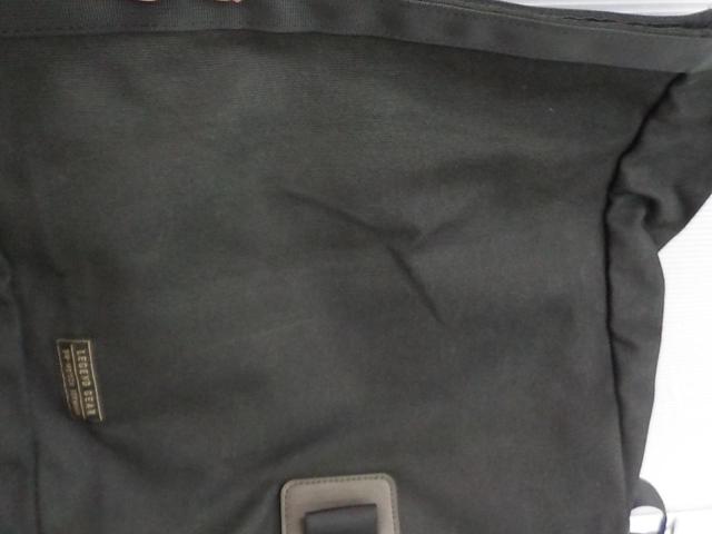 SW-MOTECH
Legend
Gear side bag
LC2
Left side only
Capacity: 13.5 L