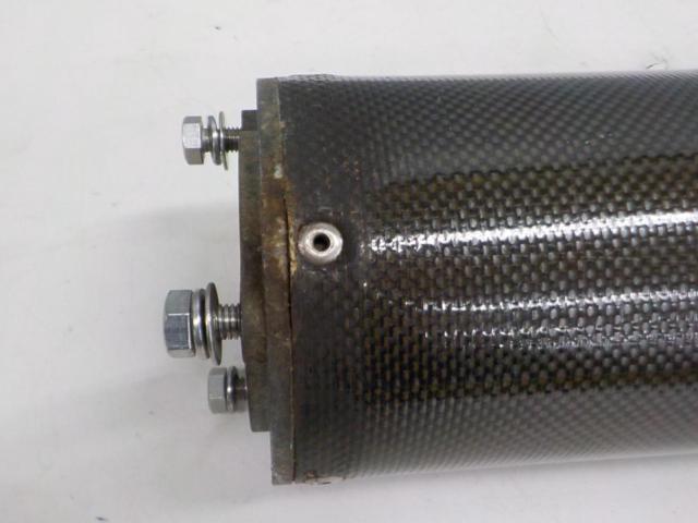 STRIKER
Slip-on
Carbon silencer
[ZRX1100]