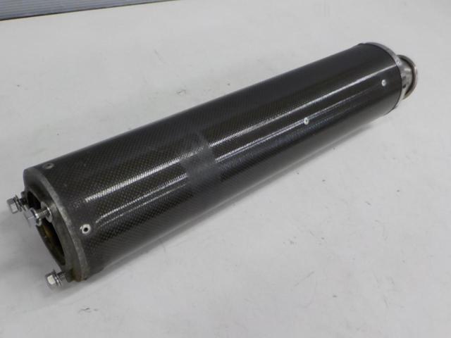 STRIKER
Slip-on
Carbon silencer
[ZRX1100]