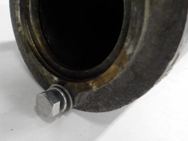 STRIKER
Slip-on
Carbon silencer
[ZRX1100]