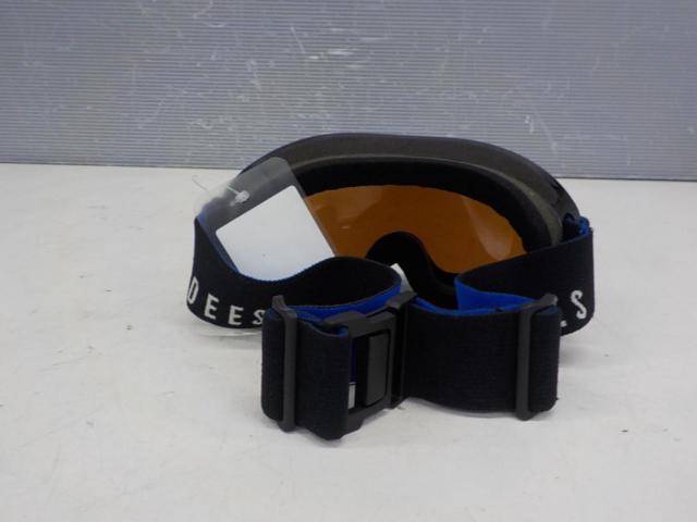 DEES
Goggles
DBG-946