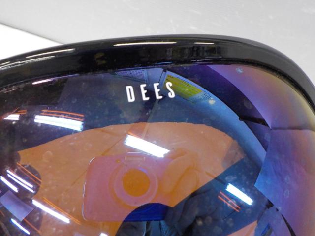 DEES
Goggles
DBG-946
