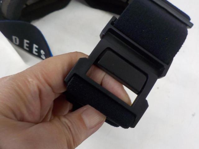 DEES
Goggles
DBG-946