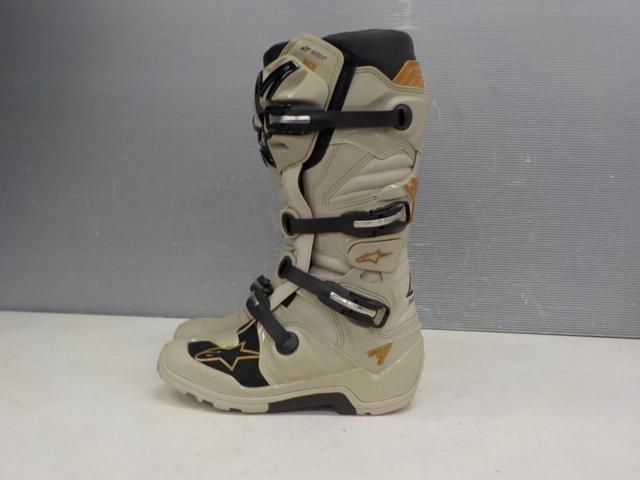 Alpinestars
TECH7
ENDURO
DRYSTAR
Terrain Boots
Size: JP / 27.5cm
※ warranty