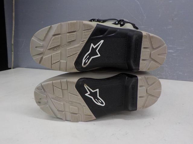 Alpinestars
TECH7
ENDURO
DRYSTAR
Terrain Boots
Size: JP / 27.5cm
※ warranty