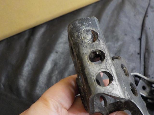 YAMAHA (Yamaha)
Genuine footpegs
Right and left
Selo 250