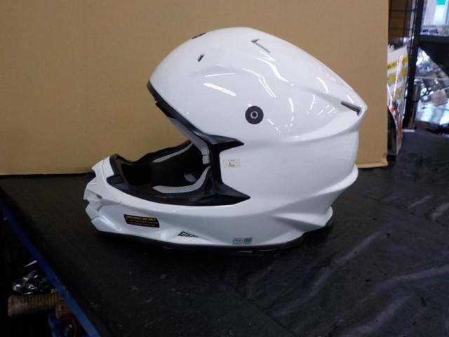 SHOEI
VFX-W
Off-road helmet
Size: L (59cm)