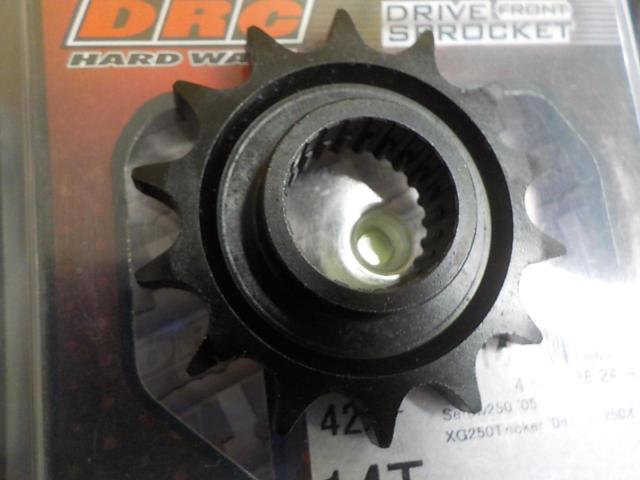 DRC
D331-415-14
Dura
Front sprocket
14T